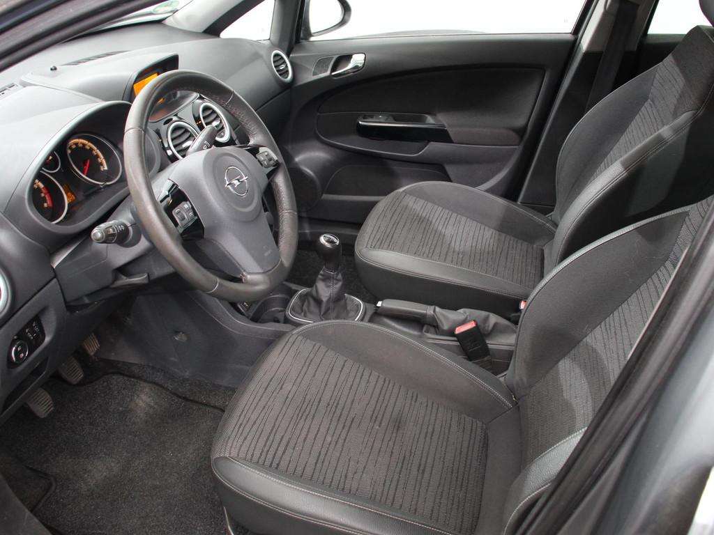 Opel Corsa 1.4-16V BlitZ Airco Navigatie LM Velgen Multifunc, Voorwielaandrijving, Euro 5, Gebruikt, 1398 cc