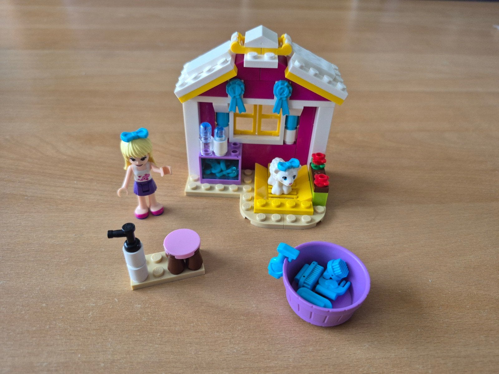 LEGO Friends 41029 - Stephanies Lammetje (Compleet), Ophalen of Verzenden, Zo goed als nieuw