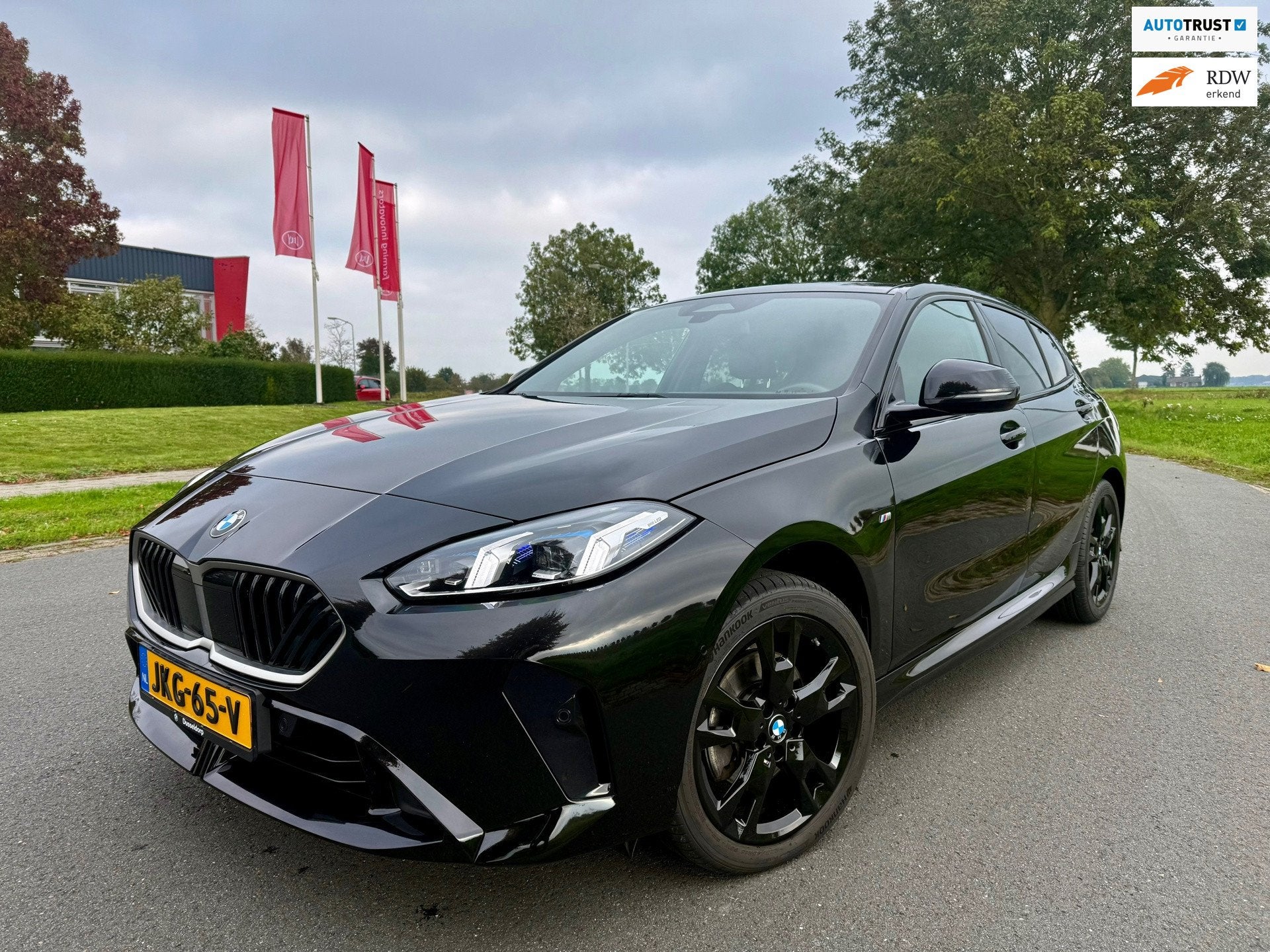BMW 1-serie 120 M Sport Design Edition ACC/CAM/KUIPSTOELEN, Auto's, Dealer onderhouden, Gebruikt, 156 pk, Alcantara