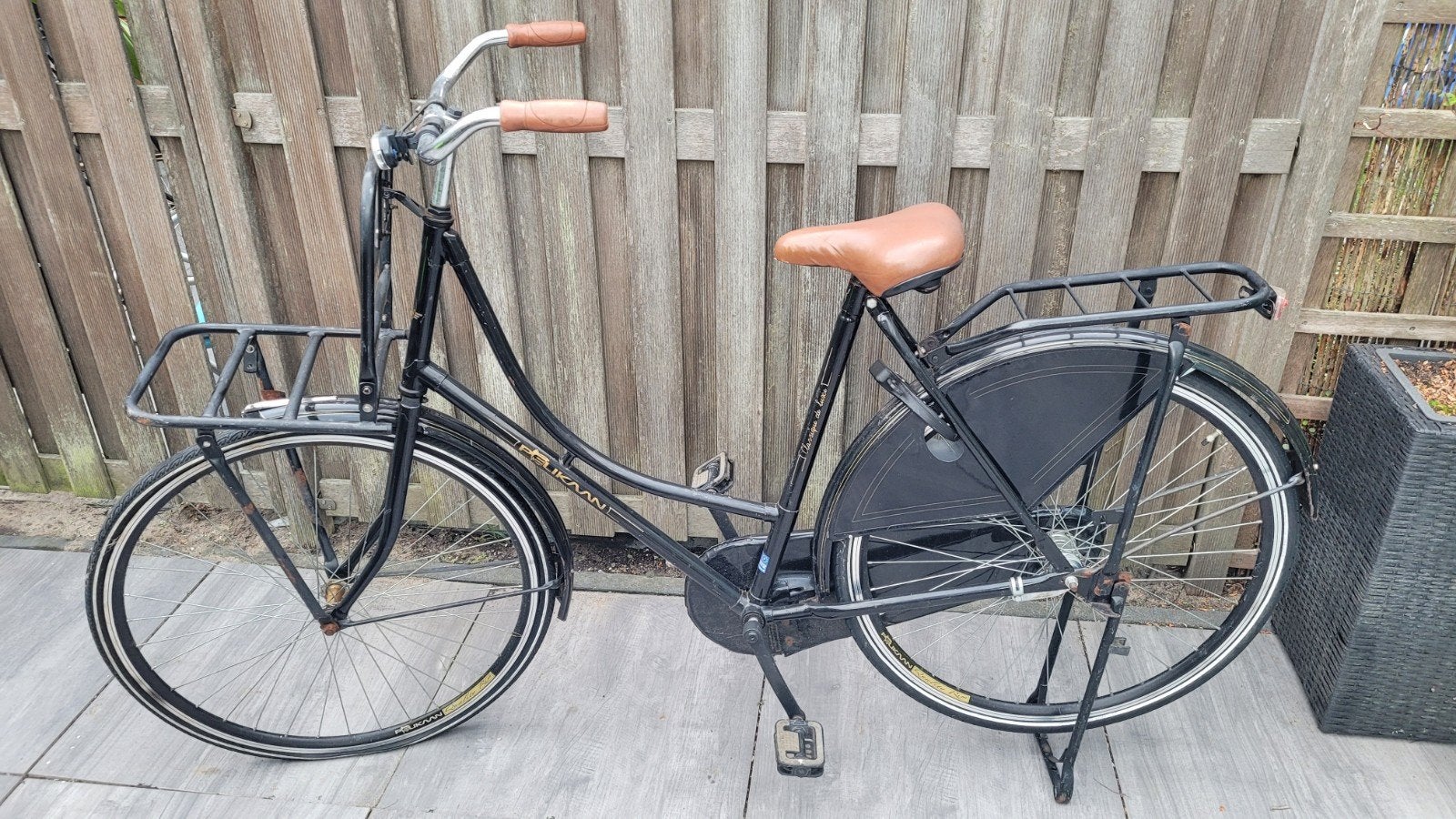 Pelikaan transportfiets zwart met voordrager en slot, Fietsen en Brommers, Ophalen, Gebruikt, Overige merken