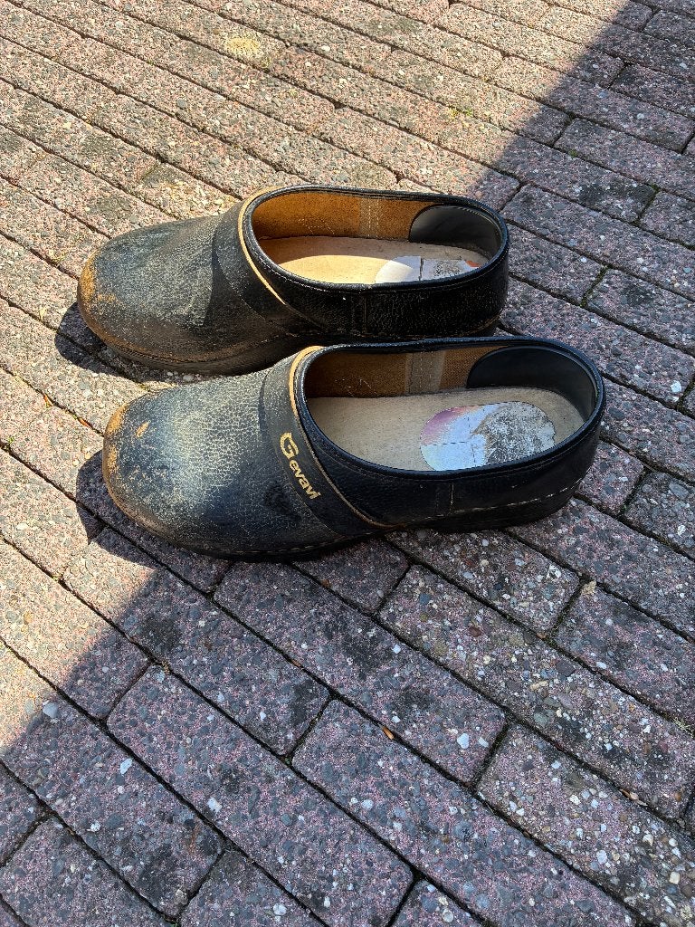 klompen voor in de tuin, Ophalen, Gebruikt