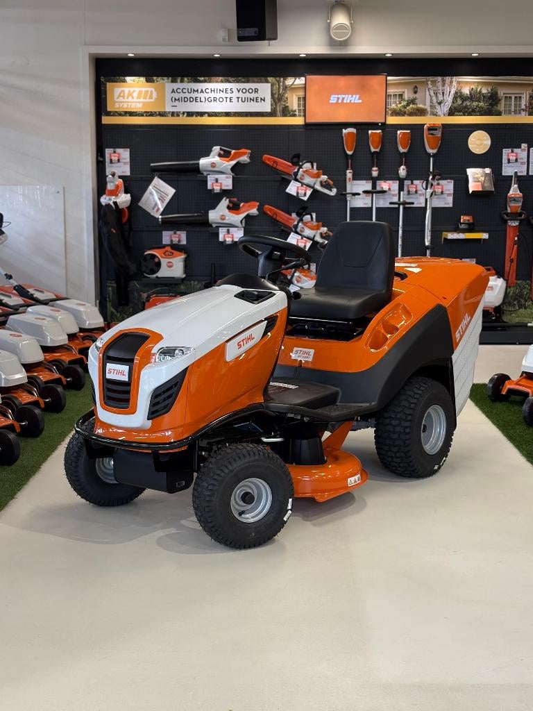 STIHL RT 5097 Zitmaaier Nieuwstaat Showroomdeal, Ophalen, Stihl, Gebruikt, Opvangbak