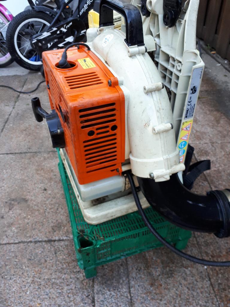 Stihl BR 400 bladblazer, Tuin en Terras, Bladblazers, Ophalen, Gebruikt, Benzine