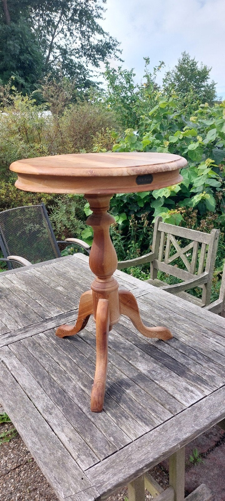 Houten bijzettafel/ wijntafel, van h.s. furni, Ophalen, Minder dan 55 cm, Gebruikt, Rond
