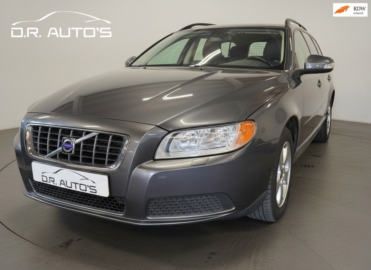 Volvo V70 2.0, Voorwielaandrijving, Gebruikt, Zwart, Handgeschakeld