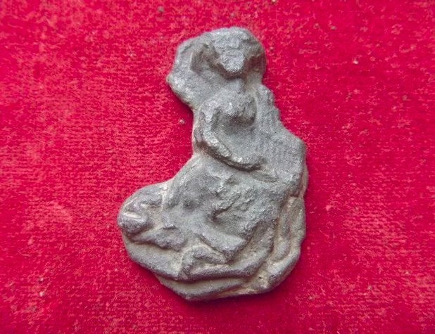 Bodemvondsten.Munten.Pelgrims insignes.Zalfpotjes. etc., Antiek en Kunst, Ophalen of Verzenden