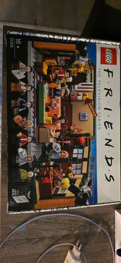 LEGO Friends Central Perk (21319) - Nieuw in doos, Gebruikt, Lego, Friends, Ophalen of Verzenden