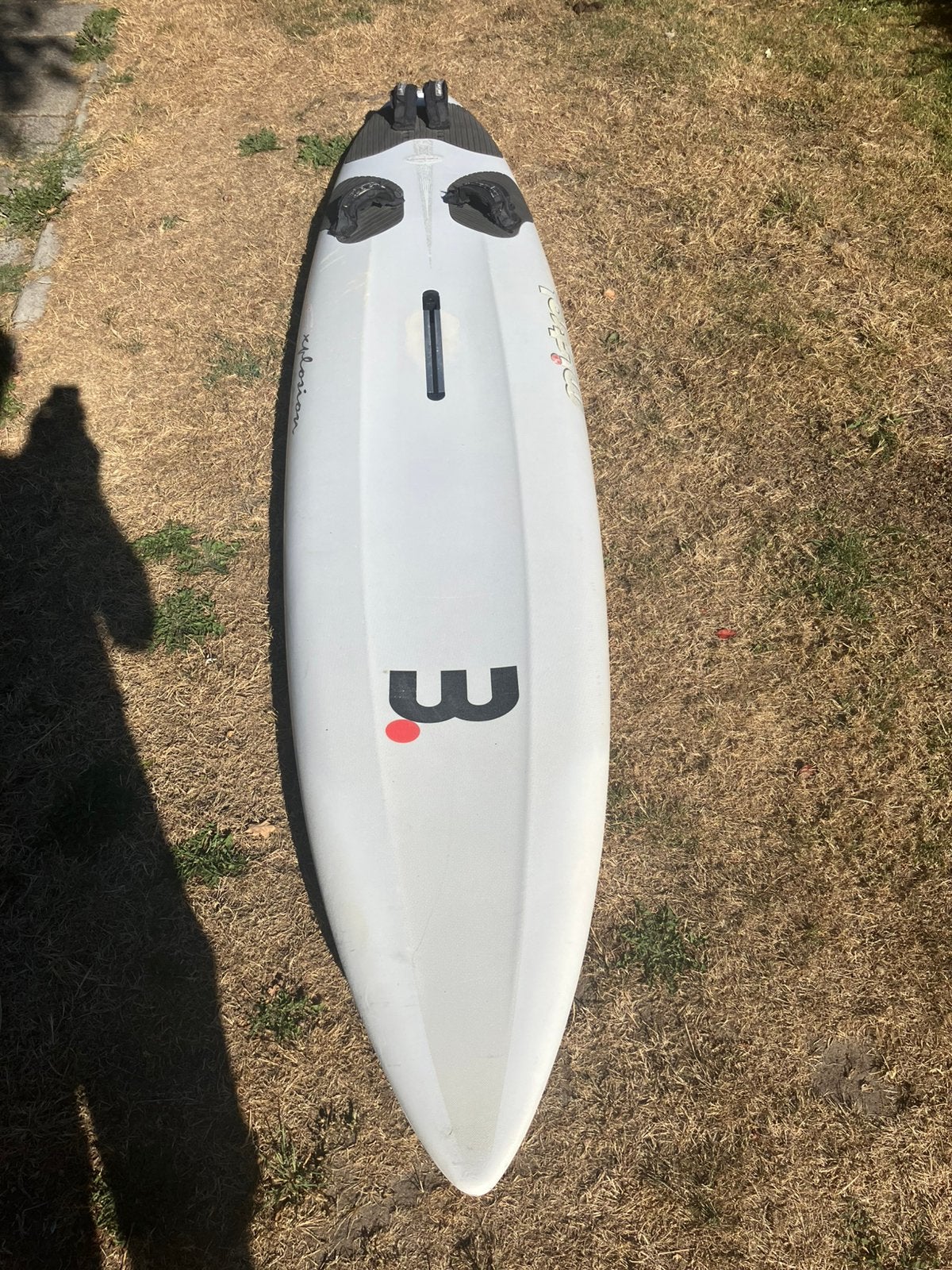 Mistral Explosion Windsurfplank, 2.98m, 138 liter, Watersport en Boten, Windsurfen, Ophalen, Met voetbanden, Gebruikt, Plank