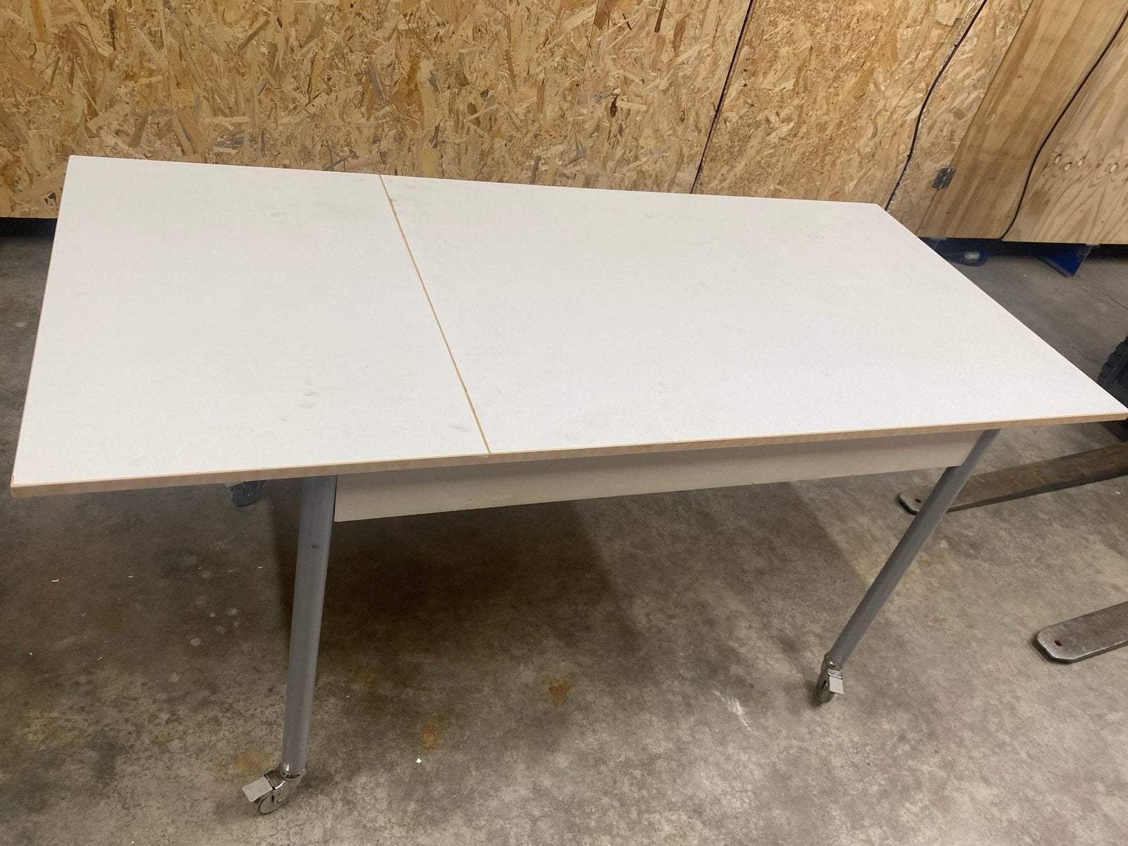 Witte keukentafel Compact en praktisch, 40 liter of meer, Ophalen, Gebruikt, Kunststof