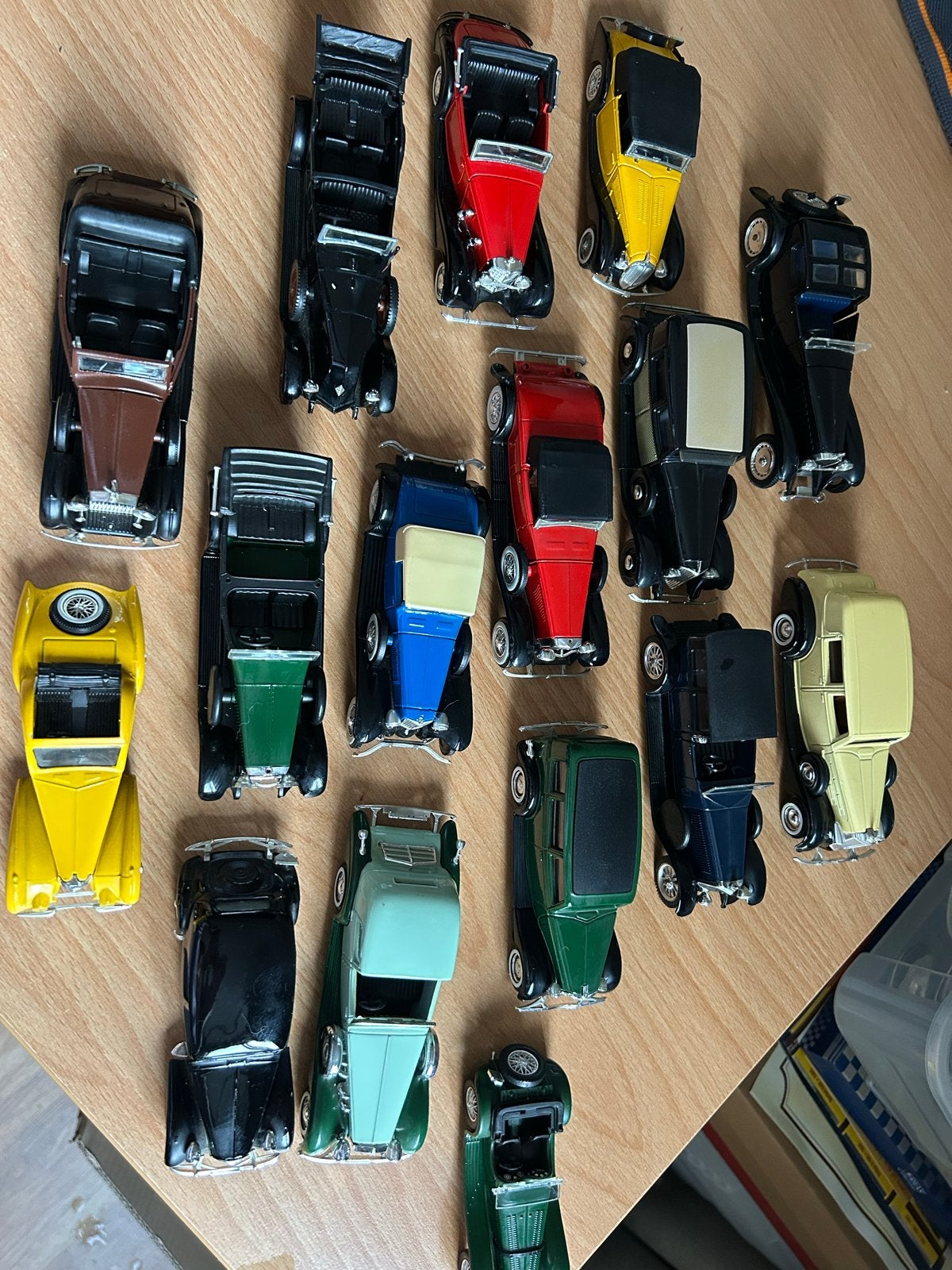 16 Solido Oldtimers Collectie - Diverse Modellen, Ophalen, Gebruikt, Auto