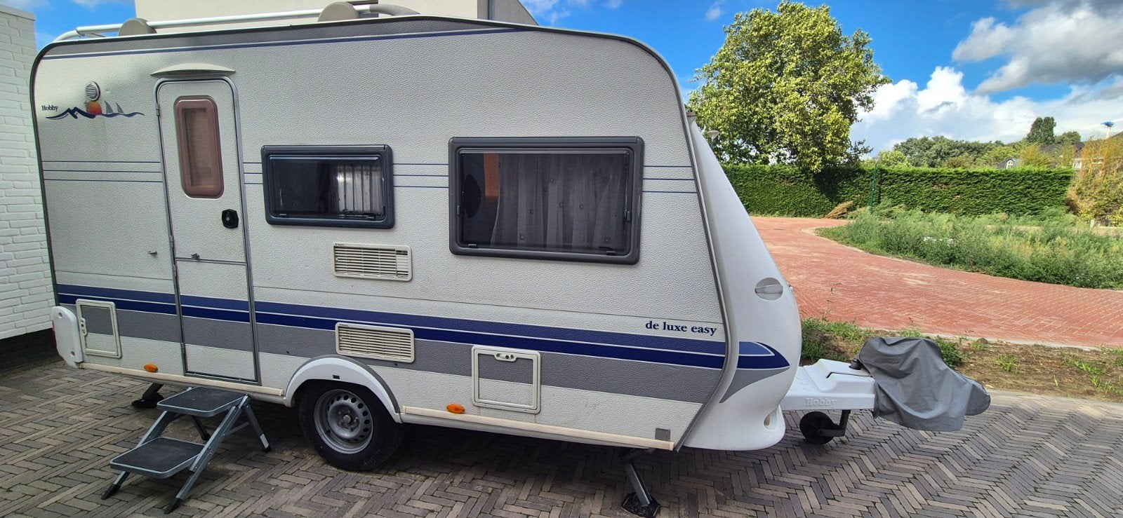 Hobby 400 SF De Luxe Easy 2005 (BOVAG 03/2026), Caravans en Kamperen, Hobby, Treinzit, 750 - 1000 kg, Particulier
