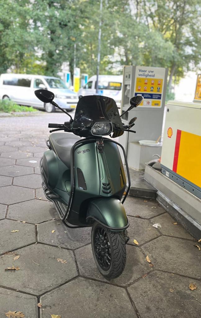 Vespa Sprint 2016 Candy Cobra Green 50cc, groen, Ophalen, Zo goed als nieuw, Benzine, Vespa