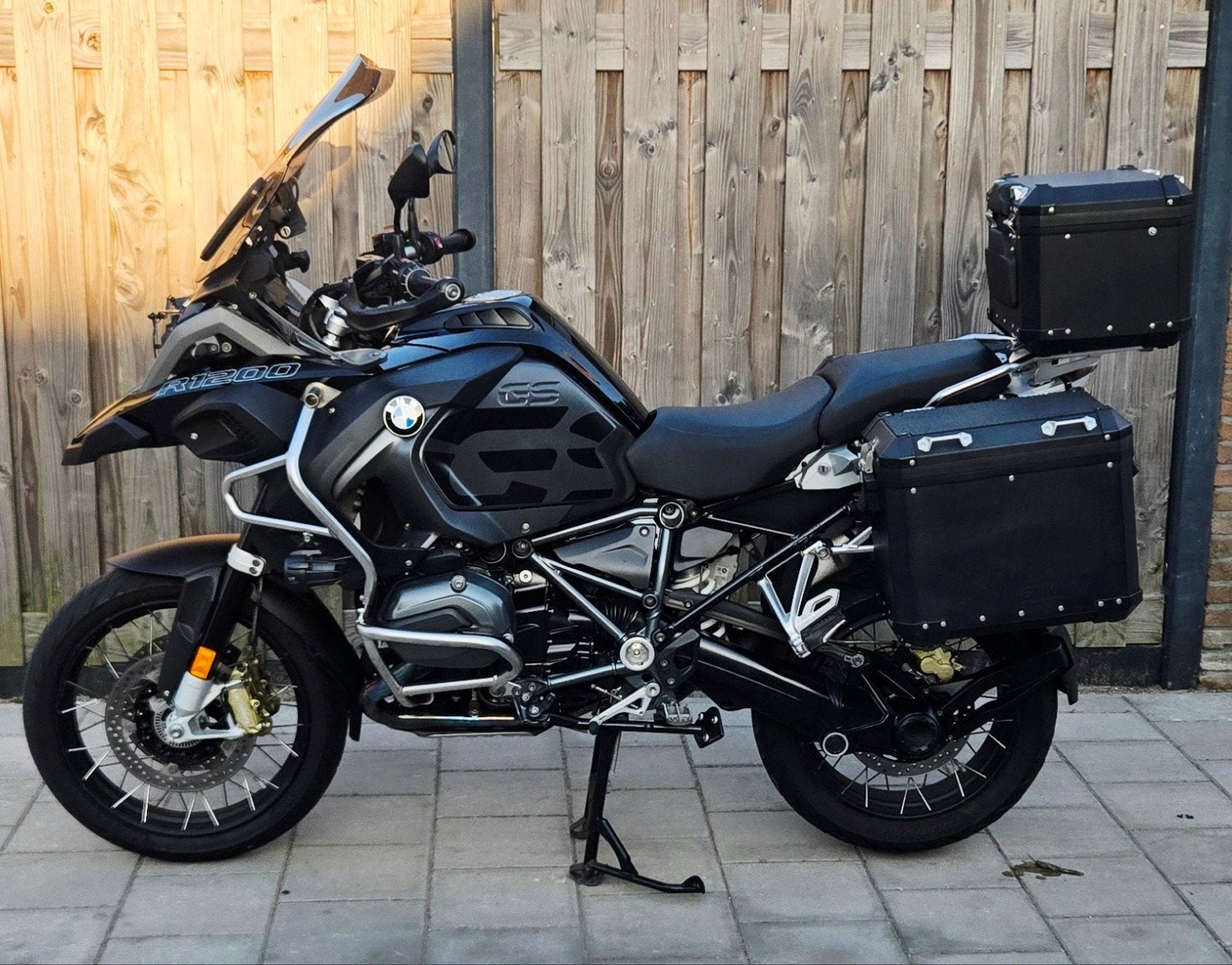 BMW R 1200 GS ADVENTURE TRIPLE BLACK | 2018 | TFT | TOPSTAAT, Motoren, Motoren | BMW, Occasion, Handvatverwarming, Particulier