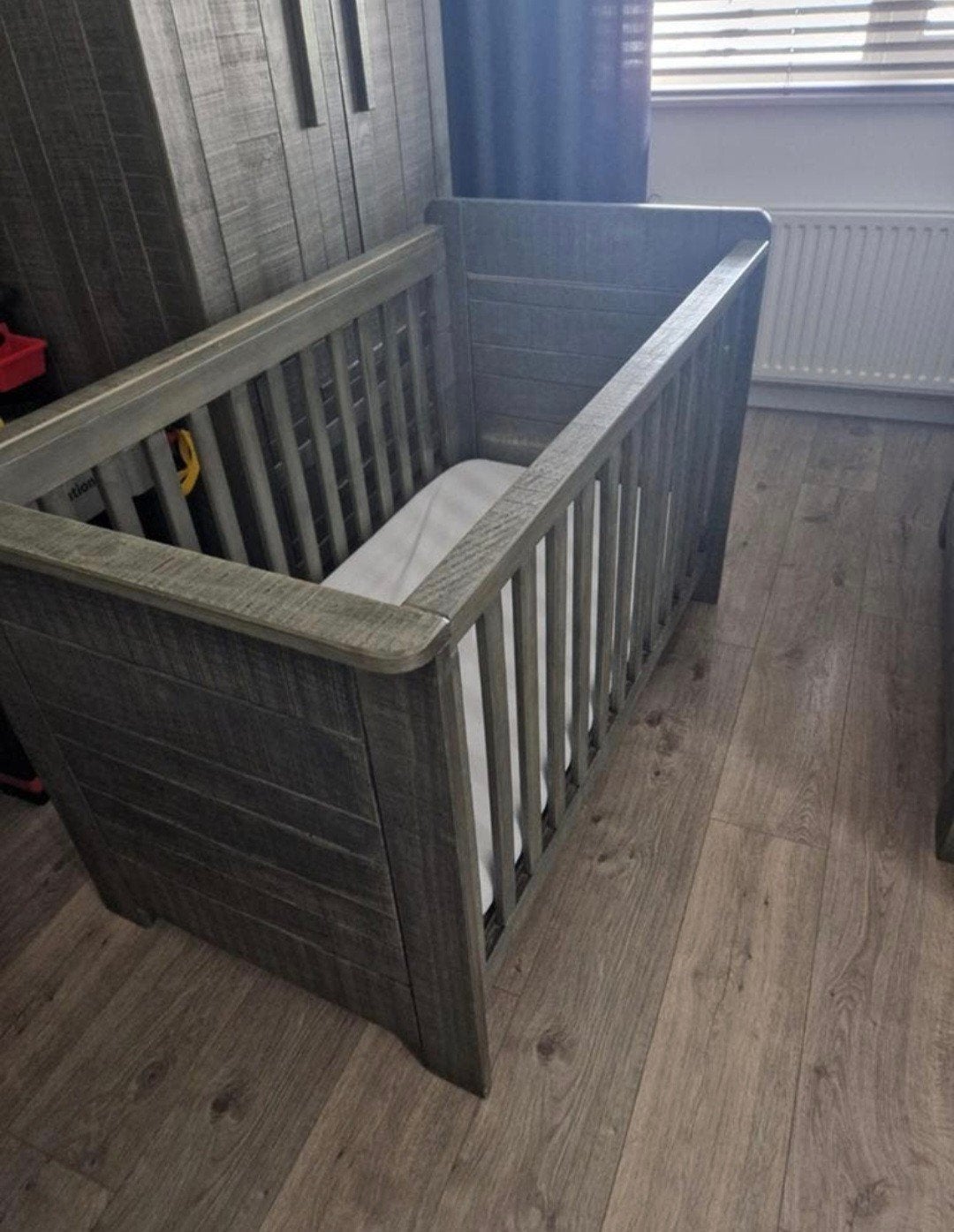 Te koop babykamer Coming Kids Sinza incl. Aerosleep matras, Kinderen en Baby's, Kinderkamer | Complete kinderkamers, Ophalen, Zo goed als nieuw