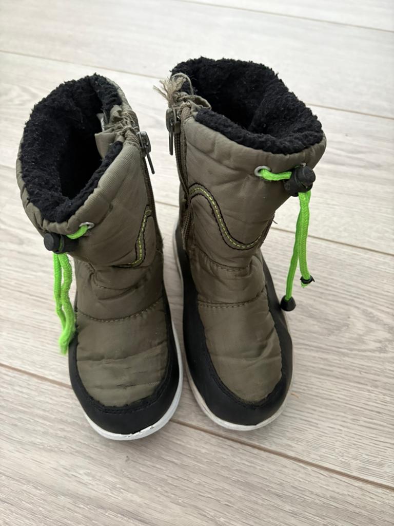 Snowboots maat 28, Kinderen en Baby's, Kinderkleding | Schoenen en Sokken, Gebruikt, Jongen of Meisje, Overige typen, Ophalen of Verzenden