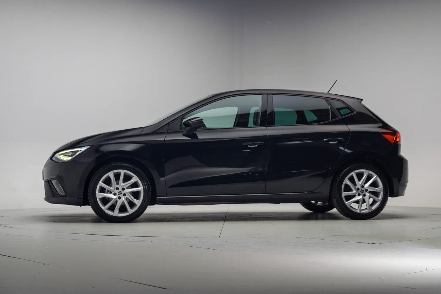 SEAT Ibiza 1.0 EcoTSI FR [ Virtual Camera Beats Stoelverwarm, Auto's, Seat, 21 km/l, 1071 kg, 95 pk, Origineel Nederlands