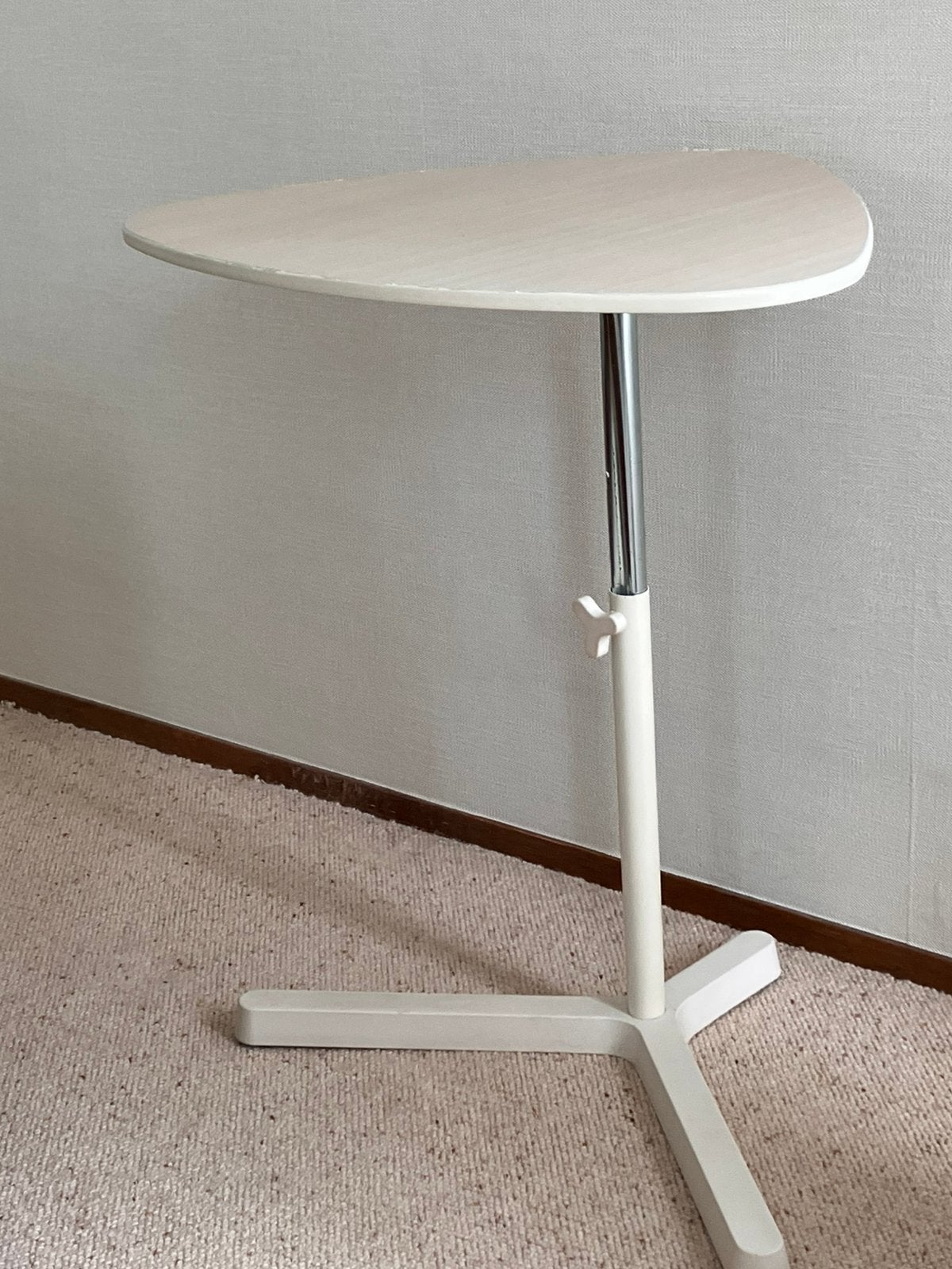 Ei-vormige tafel, Ophalen, In hoogte verstelbaar, Zo goed als nieuw