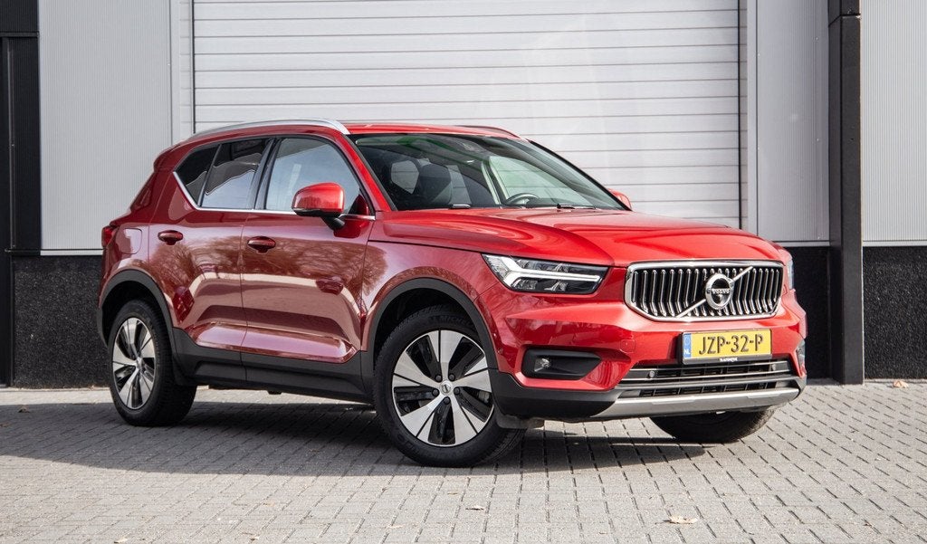 Volvo XC40 1.5 T5 Recharge Inscription / SOH 88% / Trekhaak, Auto's, Stof, Gebruikt, Zwart, 48 km/l
