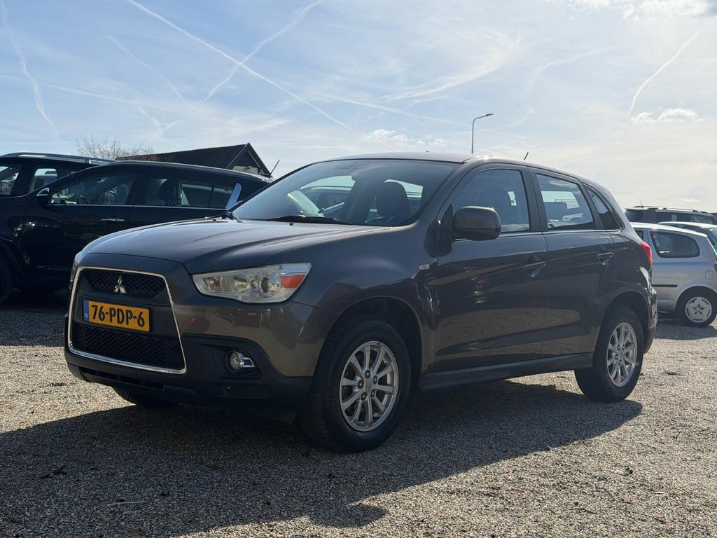 Mitsubishi ASX 1.6 Intro Edition ClearTec 1e Eig Dealer Onde, Auto's, Mitsubishi, Voorwielaandrijving, Euro 5, Stof, Gebruikt