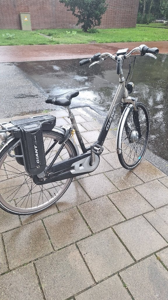 Electrice fiets te koop, Ophalen, Gebruikt, Giant