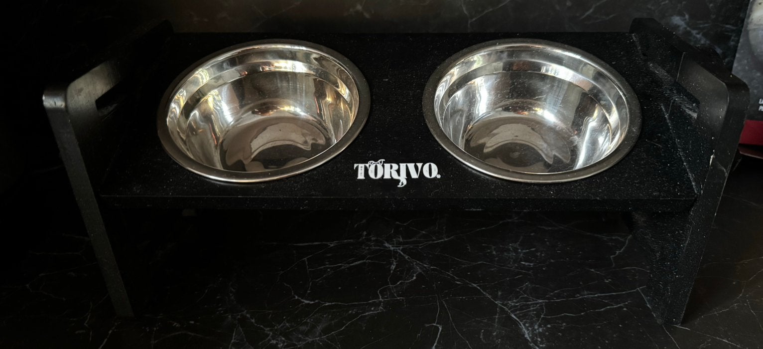 TORIVO verhoogde dubbele voerbak hond/kat – RVS bakjes, Ophalen of Verzenden, Zo goed als nieuw