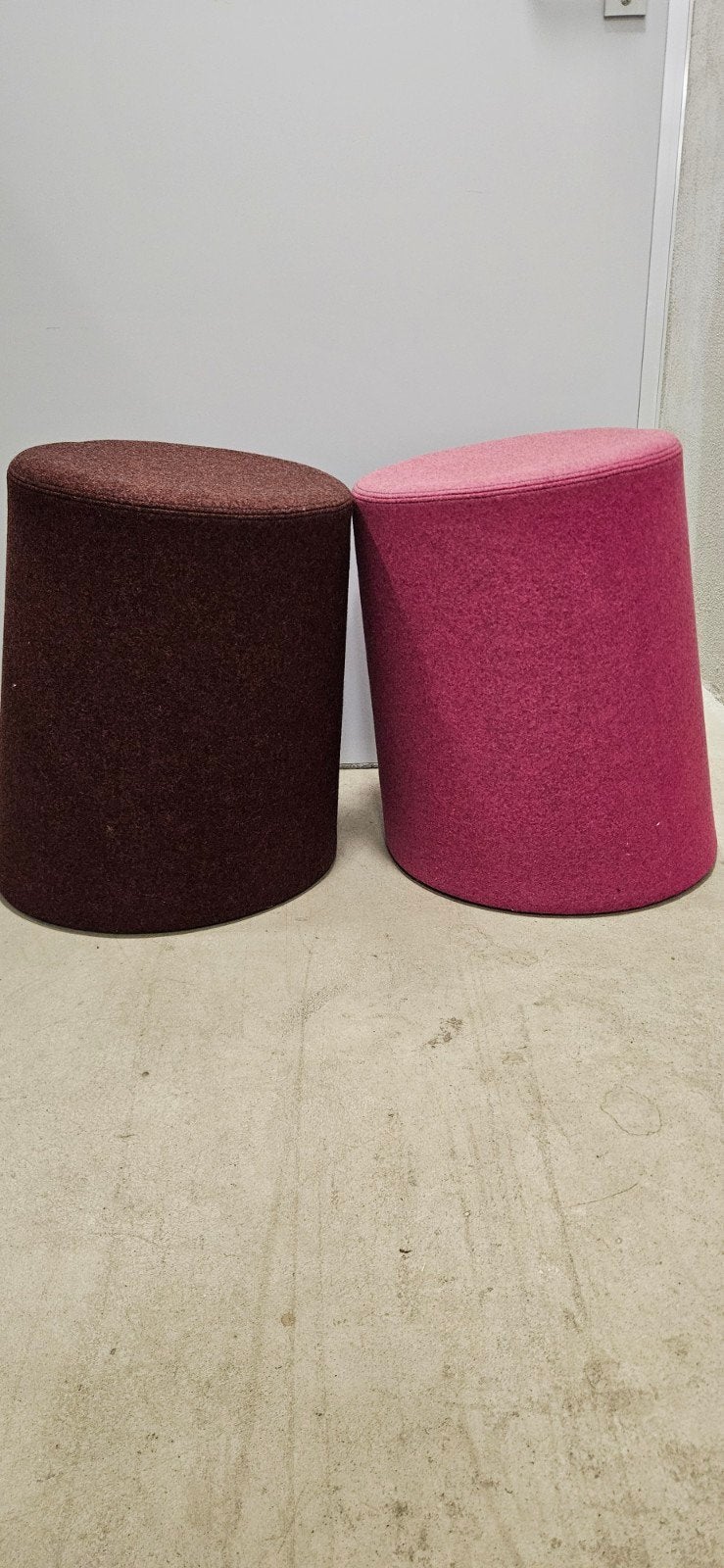 Set van 2 asymmetrische poefjes - fuchsia roze & bordeaux, Ophalen, Minder dan 50 cm, Rond, Minder dan 50 cm