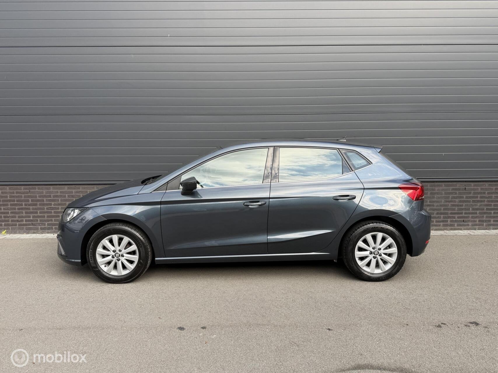 Seat Ibiza 1.0 TSI XCELLENCE CLIMA*CRUISE*CARPLAY*CAMERA*STO, Voorwielaandrijving, Gebruikt, Huisgarantie, Met garantie (alle)