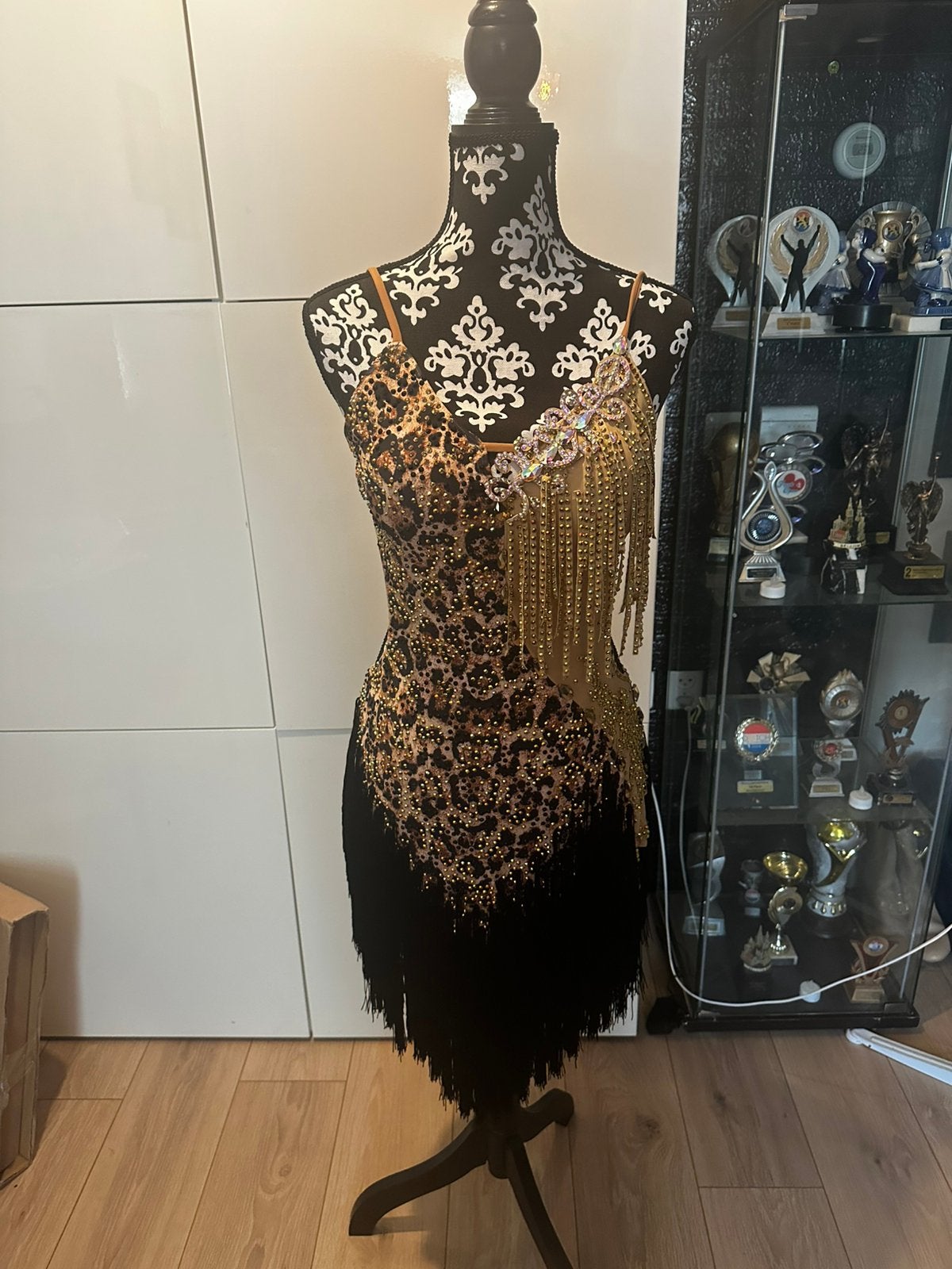 Prachtige Latin Dansjurk met Franjes en Steentjes, Kleding | Dames, Jurken, Zwart, Maat 42/44 (L), Nieuw, Ophalen of Verzenden