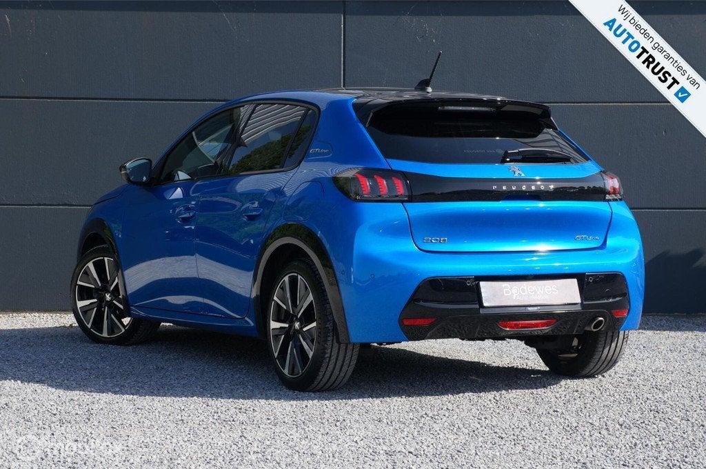 Peugeot 208 1.2 H6 PureTech GT-Line Pano Apple/Android LED!, Voorwielaandrijving, 101 pk, Gebruikt, Blauw