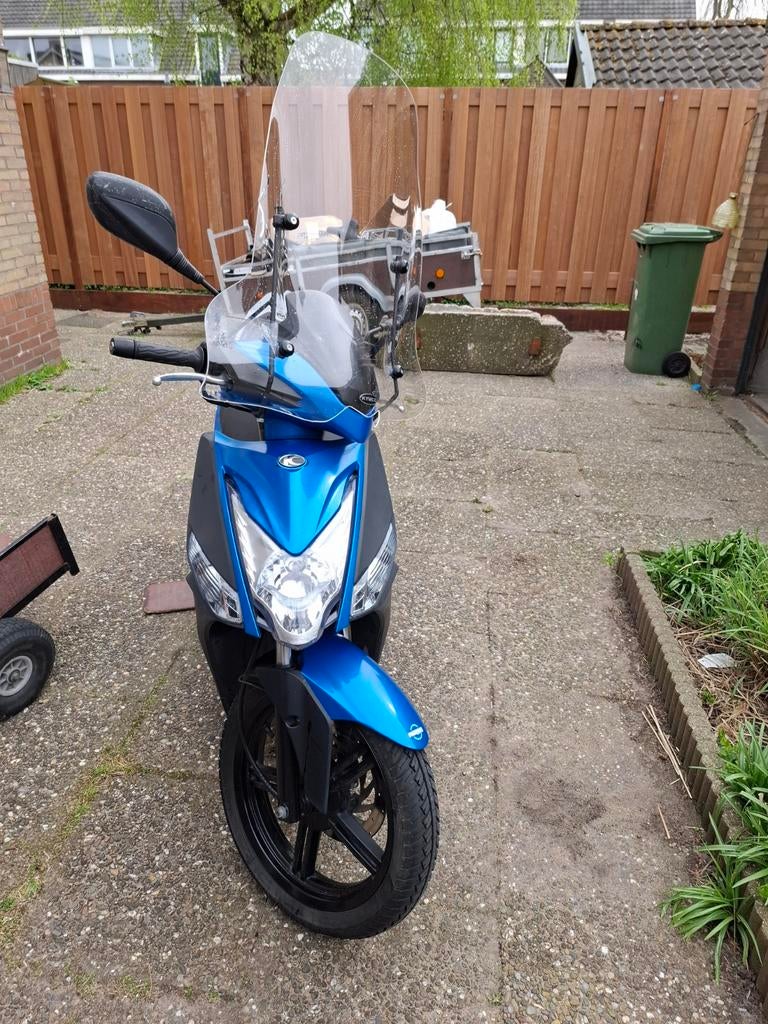 Kymco 200i Motorscooter - Nette staat, incl. nieuwe banden, Ophalen, Zo goed als nieuw, Benzine