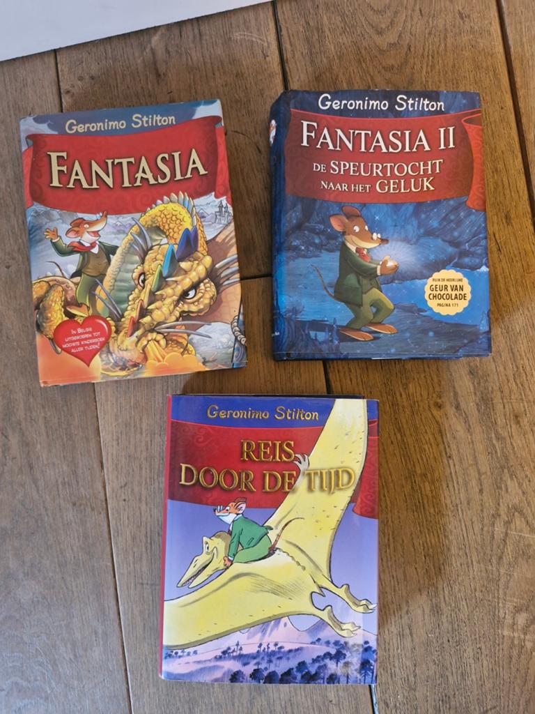 Geronimo Stilton Fantasia, Fantasia II & Reis door de Tijd, Ophalen of Verzenden, Gelezen, Geronimo Stilton, Fictie