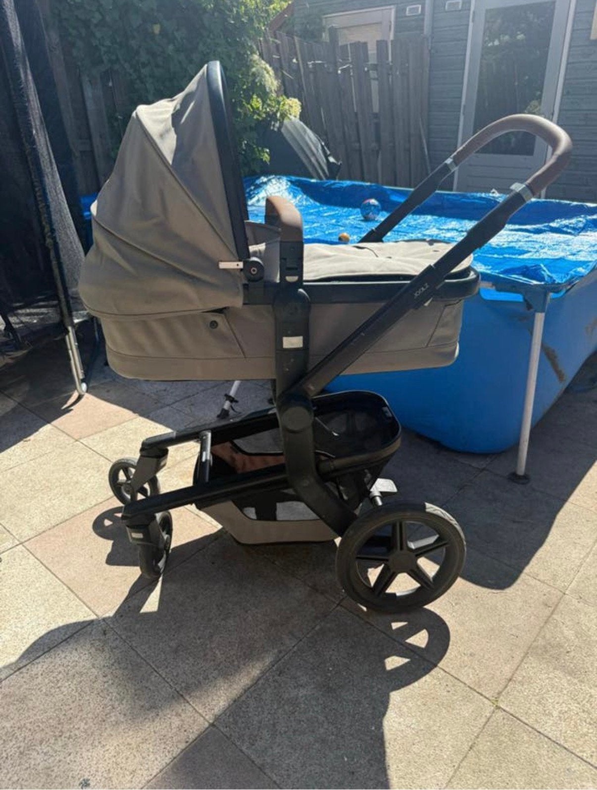 Joolz 3 in 1 kinderwagen met Maxi Cosi adapters, Kinderen en Baby's, Kinderwagens en Combinaties, Ophalen, Zo goed als nieuw, Combiwagen