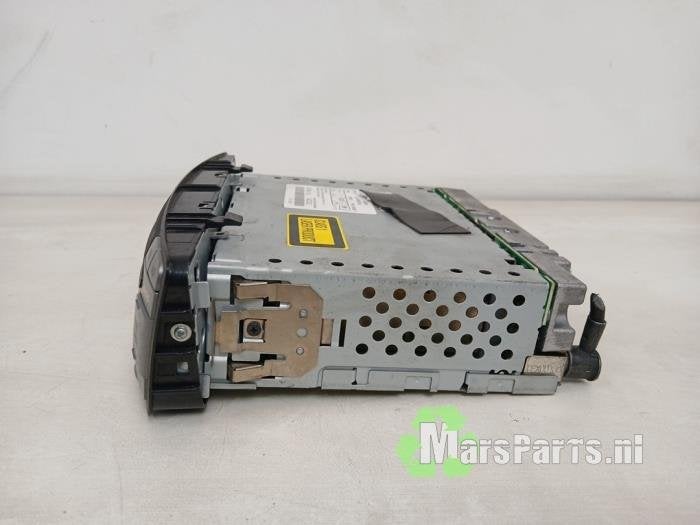 Radio van een Peugeot 107, Gebruikt, -, -, Ophalen of Verzenden