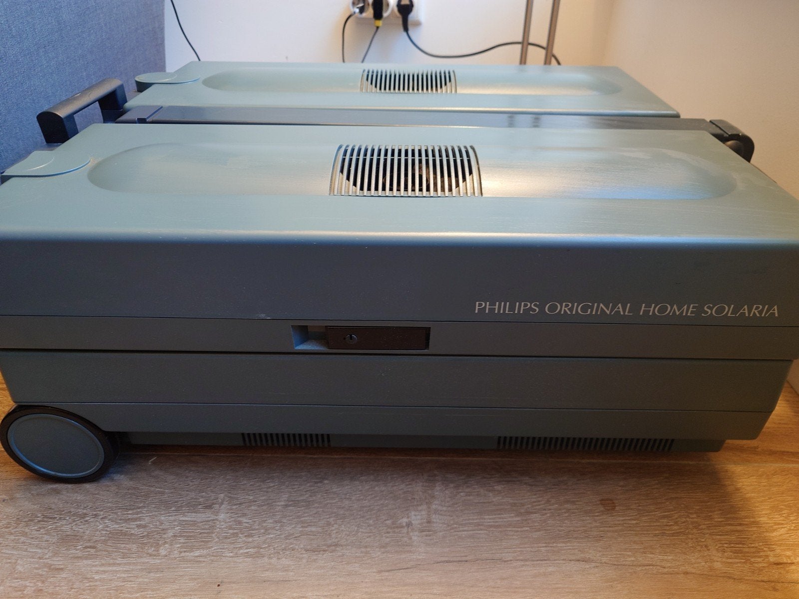 Philips Sunmobile HB 851 Zonnebank Dubbelzijdig, Ophalen, Gebruikt, Zonnebank dubbelzijdig, 10 tot 15 lampen
