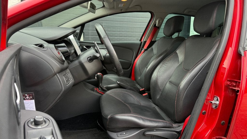 Renault Clio 1.6 R.S. 200 EDC | NAP | Leder | CarPlay | Came, Auto's, Renault, Euro 5, 1618 cc, Gebruikt, Zwart