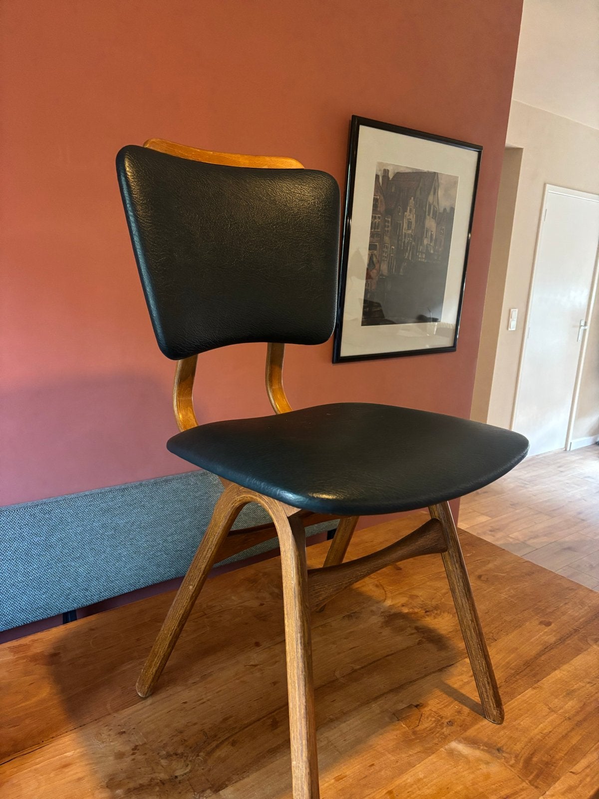 Vintage eetkamerstoelen met houten frame en skai bekleding, Ophalen