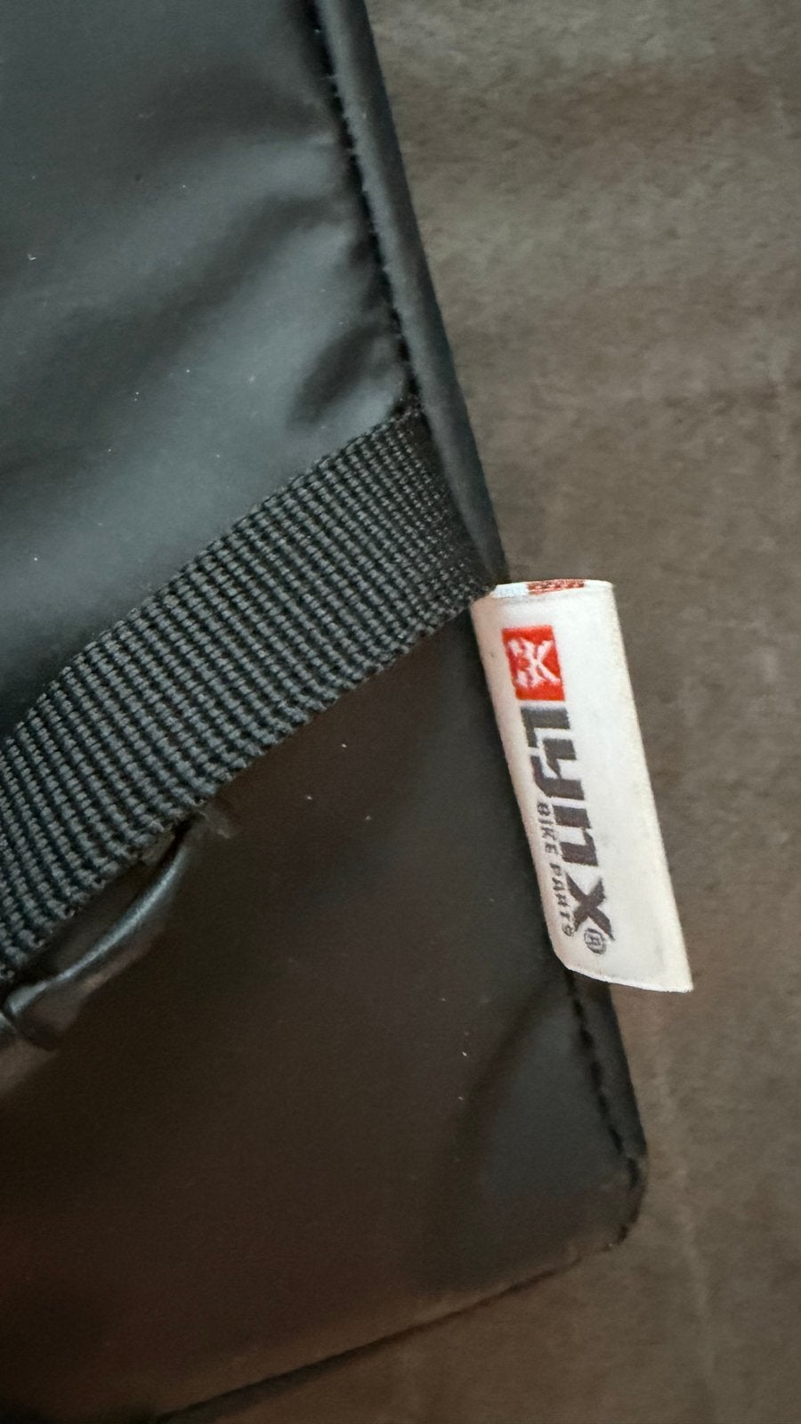 Lynx Bike Parts fietszitje met klein krasje, Ophalen, Zo goed als nieuw