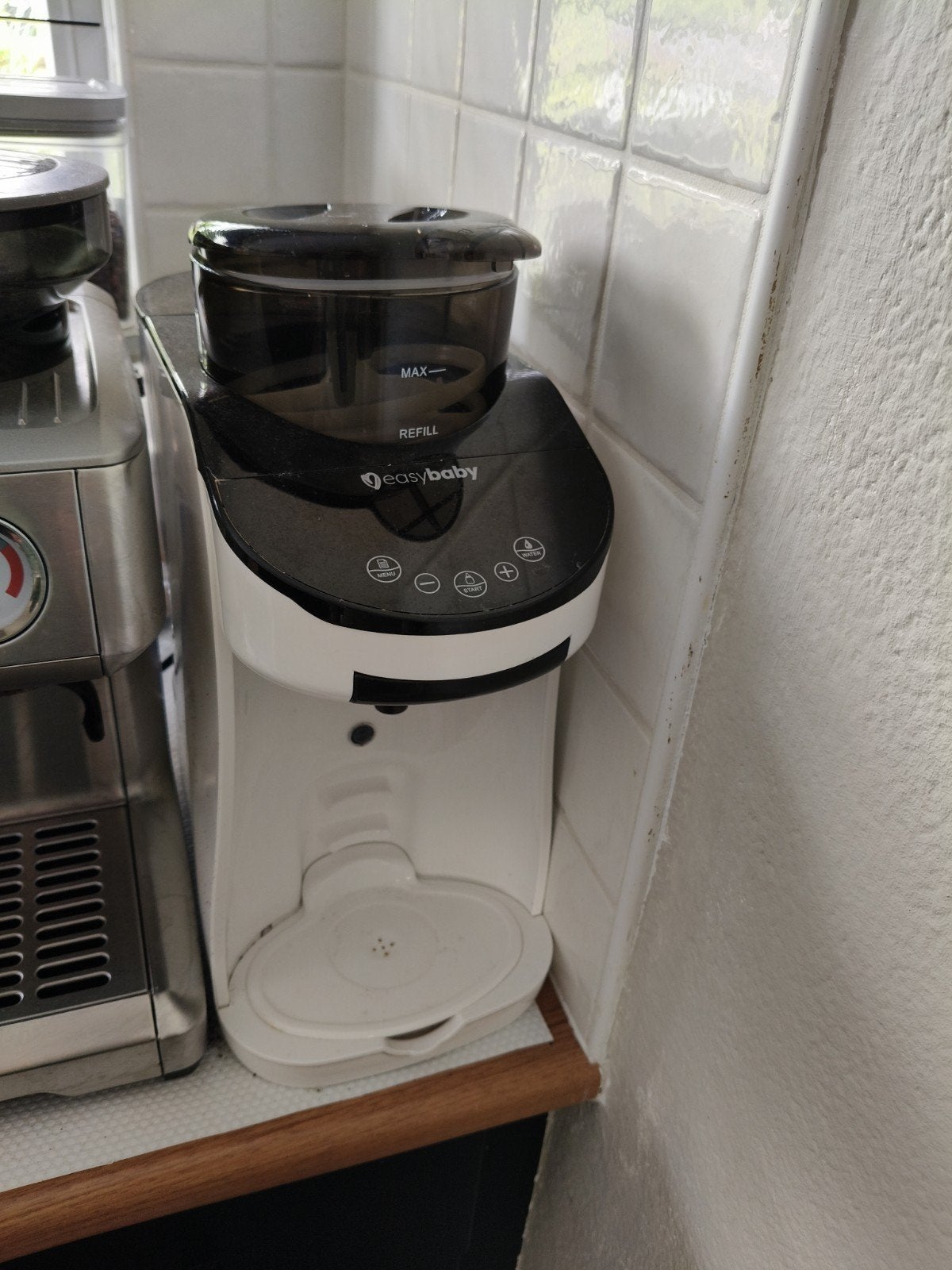 Easybaby Milk Maker - instant formula, Ophalen of Verzenden, Gebruikt, Flessen- of potjesverwarmer
