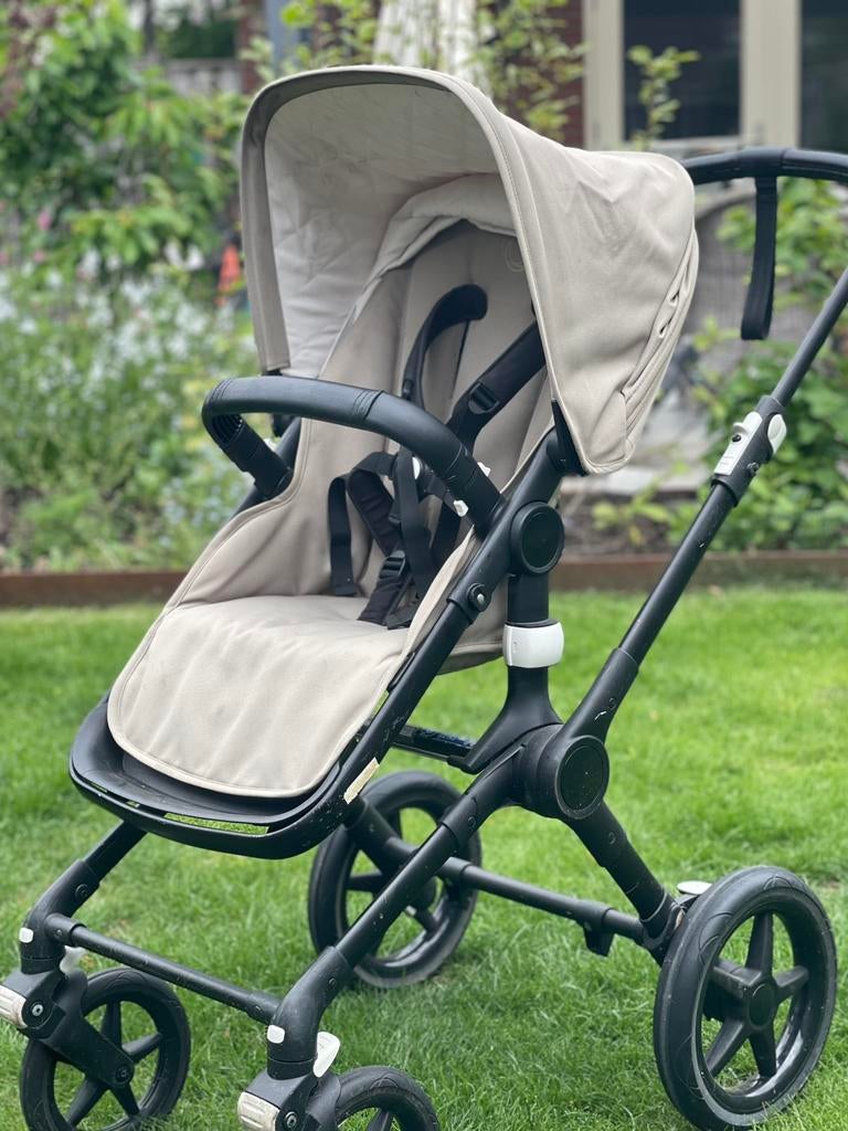 Bugaboo kinderwagen compleet met reiswieg, Ophalen, Zo goed als nieuw, Bugaboo