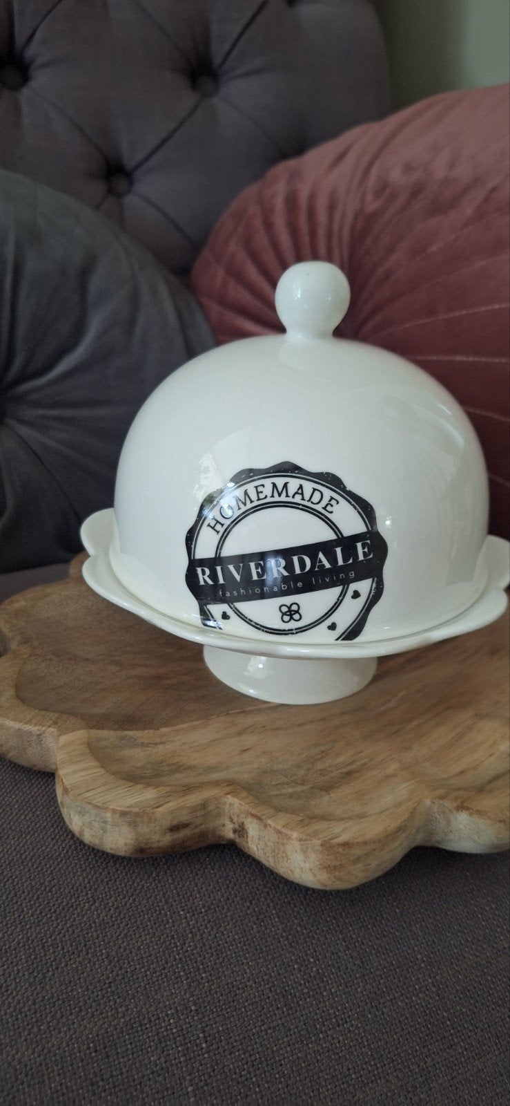Riverdale Cloche White Klein Model  €10,00, Ophalen, Overige merken, Overige typen, Zo goed als nieuw