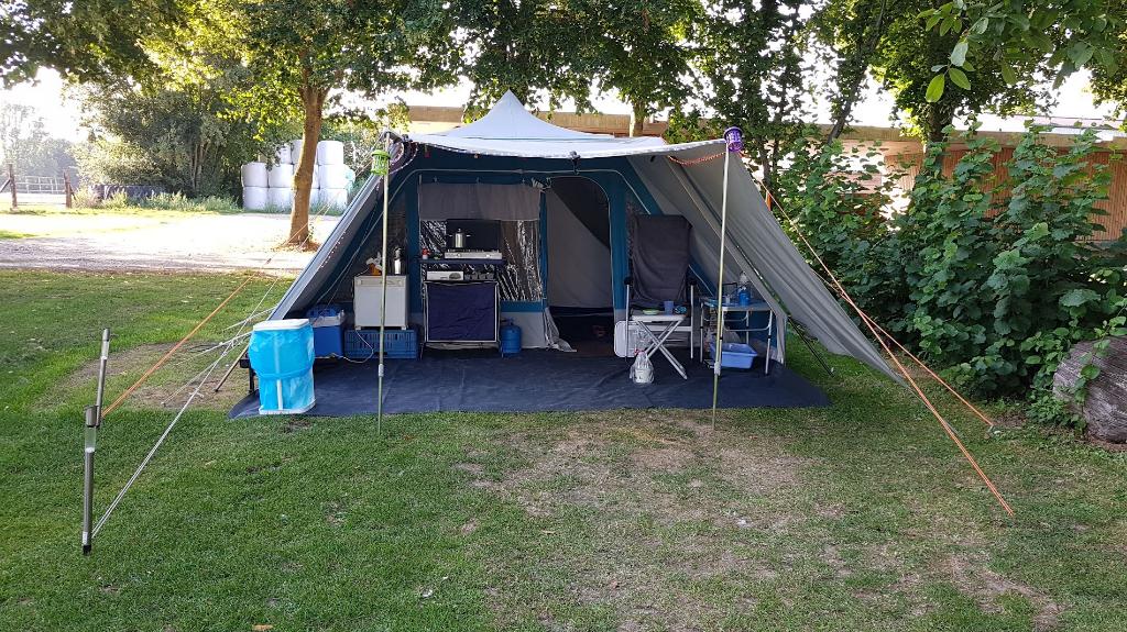 Grote katoenen tent met alle toebehoren, Ophalen, Gebruikt, Tot en met 4