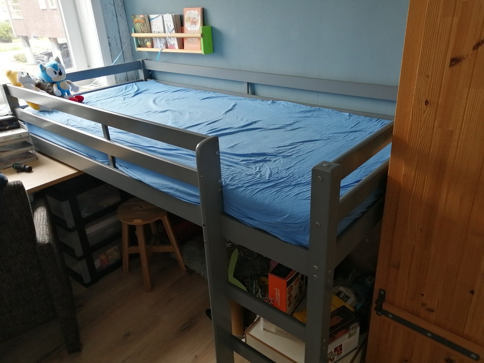 Halfhoogslaper Ties, grijs bed met trapje, Ophalen, Gebruikt, Halfhoogslaper