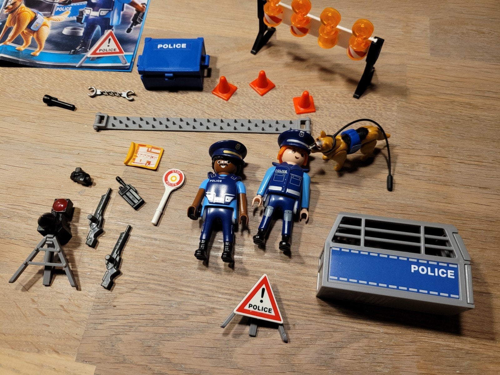 playmobil politie roadblok, Complete set, Ophalen of Verzenden, Zo goed als nieuw, City action