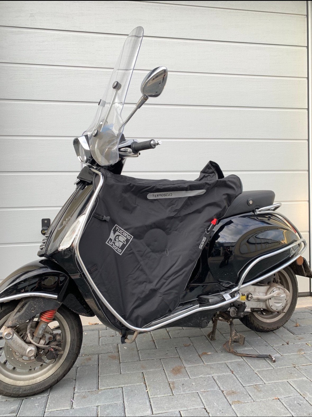 Tucano urbano beenkleed Vespa sprint/primavera, Fietsen en Brommers, Ophalen, Gebruikt, Benzine, Overige modellen