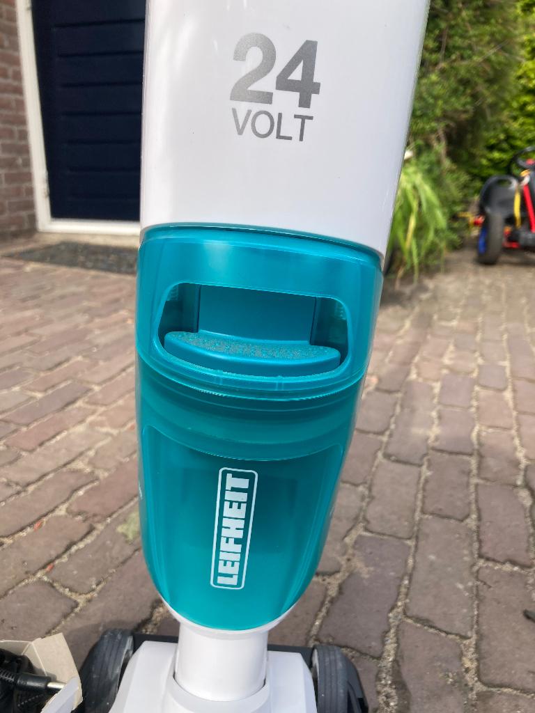 Stofzuiger en dweil in 1, Ophalen, Zo goed als nieuw, Waterstofzuiger