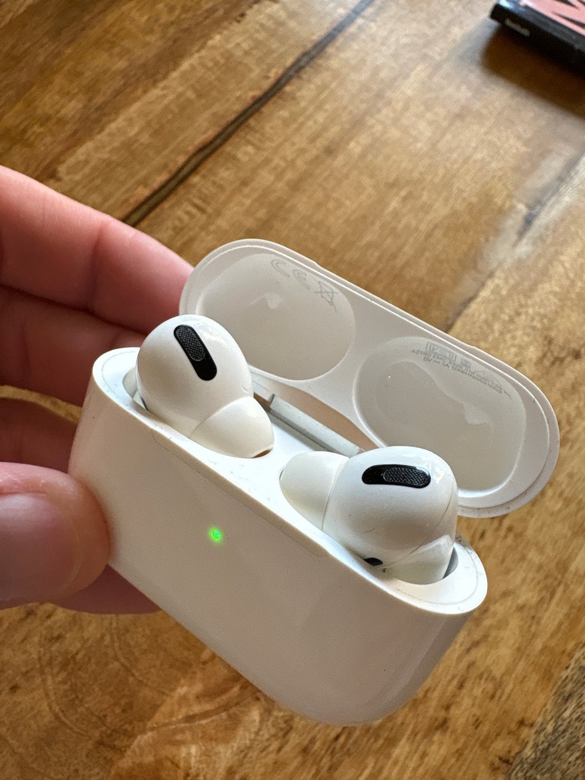 Apple AirPods Pro (1e generatie) met oplaadcase, Ophalen, Gebruikt, Overige typen, Apple