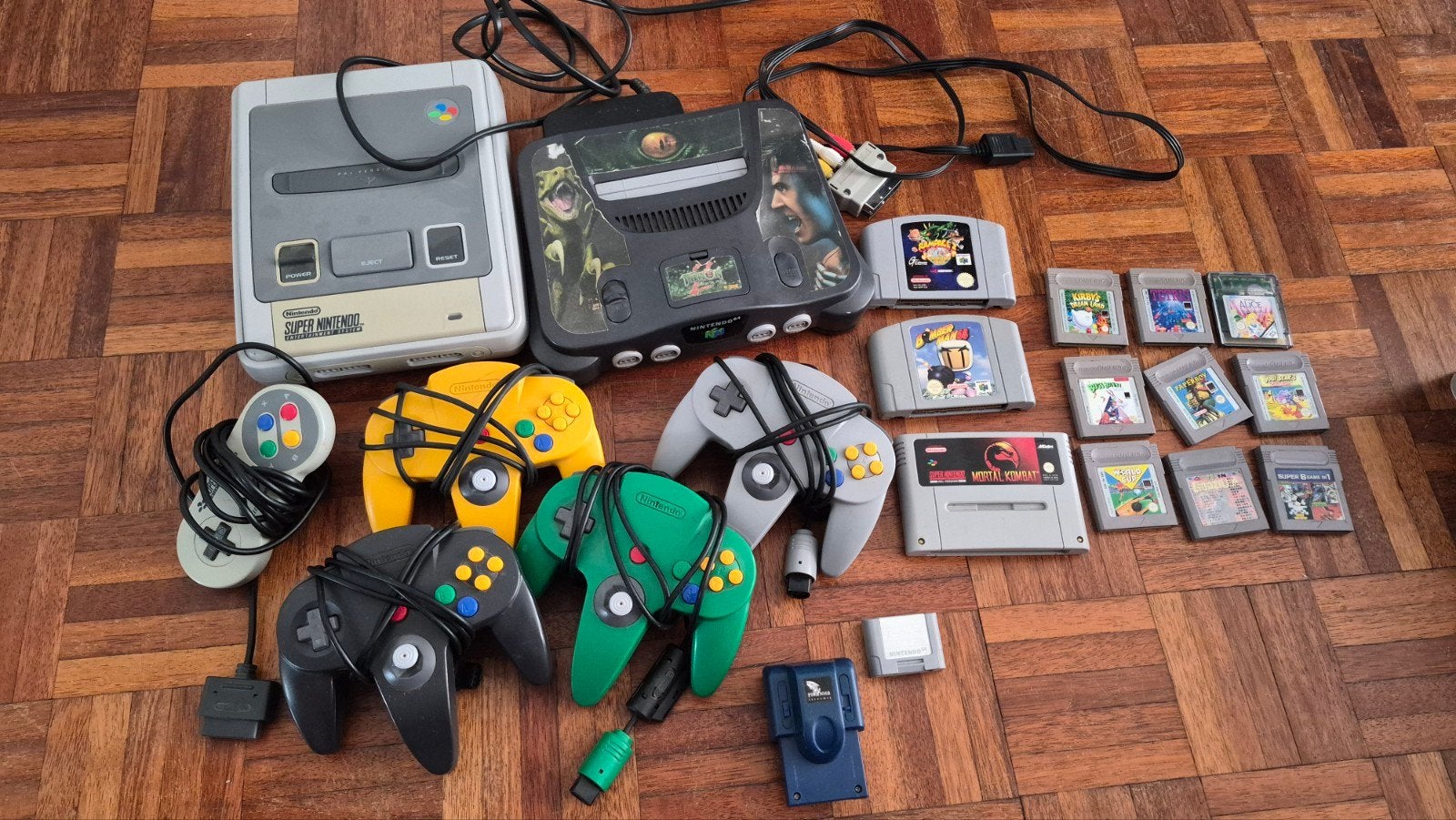 Nintendo Partij / Gameboy SNES N64, Spelcomputers en Games, Spelcomputers | Nintendo Game Boy, Gebruikt, Met games, Ophalen of Verzenden