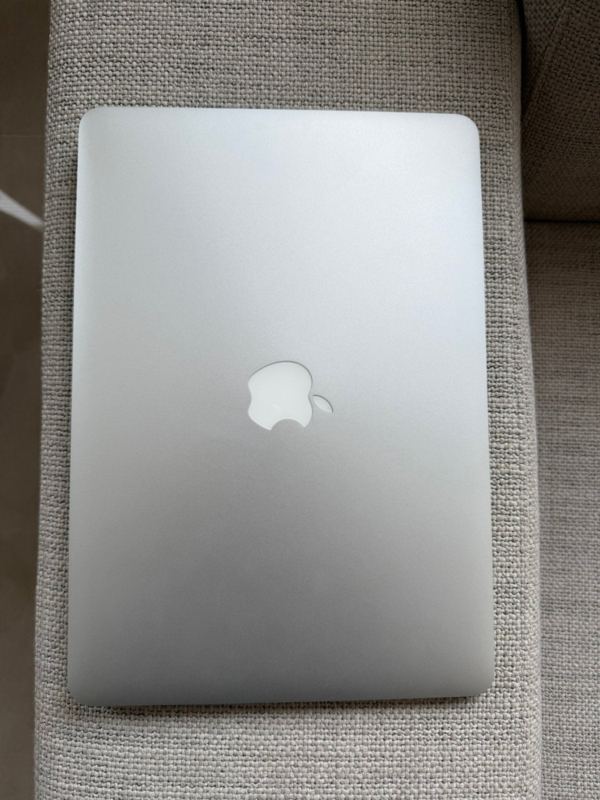 Apple MacBook Air