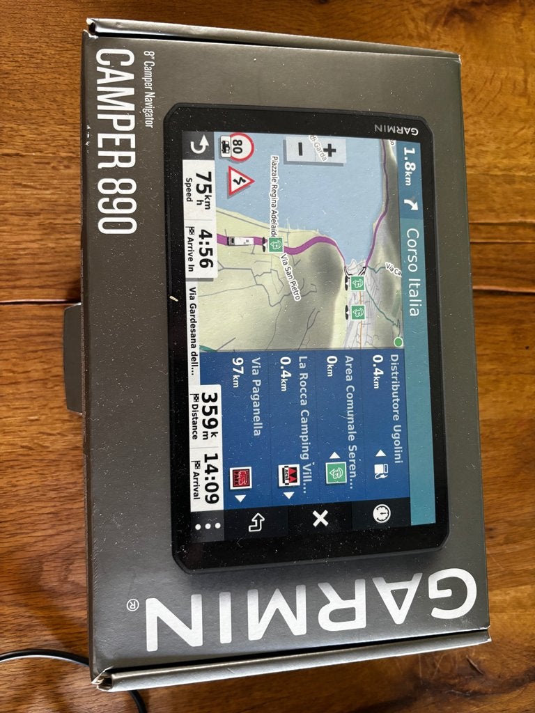 Garmin camper 890, Ophalen, Zo goed als nieuw