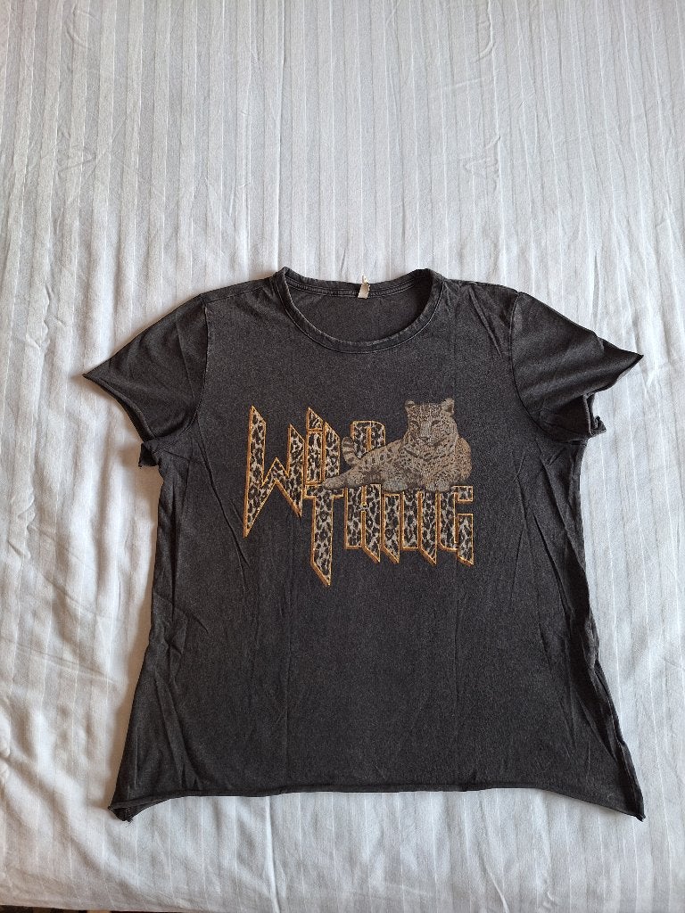 Heel leuk mooi shirt merk Only maat L met tijger en goud, Only, Zwart, Maat 42/44 (L), Ophalen of Verzenden
